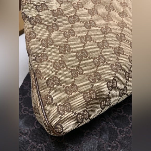 SOLD ❌ Authentic Gucci Monogram Eclipse Shoulder Bag ♥️ - Picture 2 of 16
